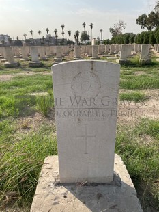 BAGHDAD (NORTH GATE) WAR CEMETERY - CLIVE, F W
